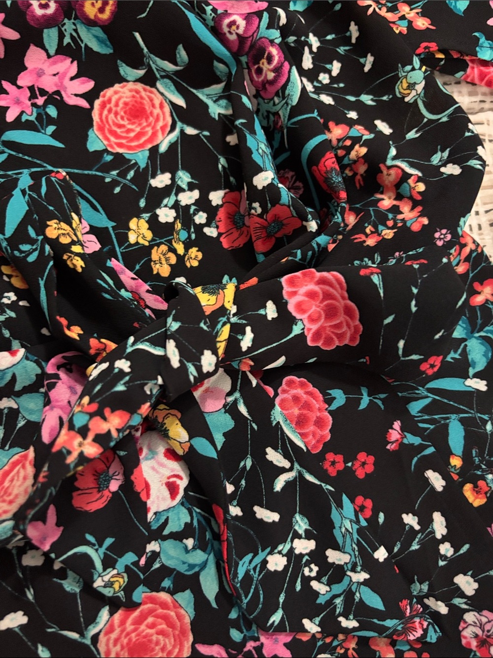 Express Flowy Top - Picture 6 of 8